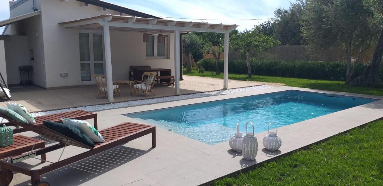 Villa Federica Con Piscina/With Pool Санта Мария дел Фокало Екстериор снимка