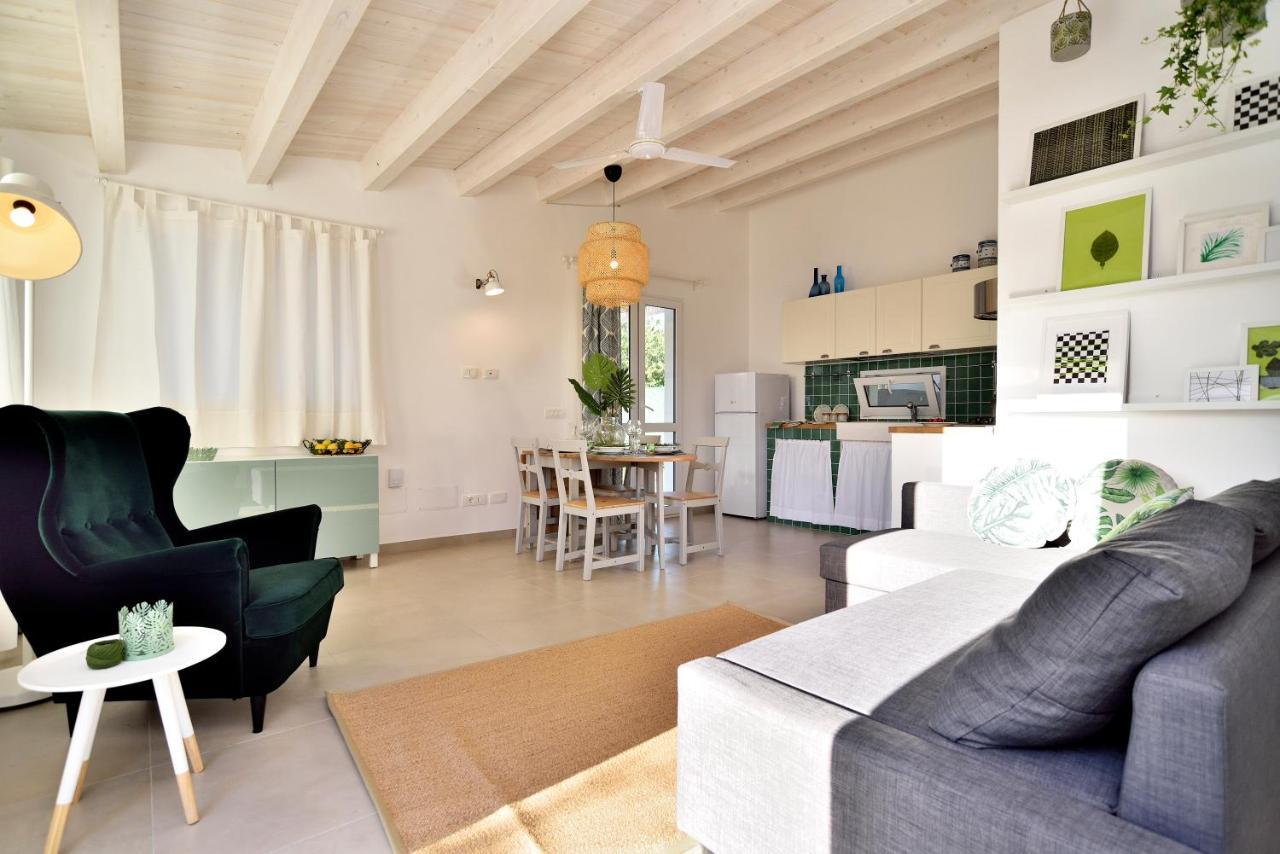 Villa Federica Con Piscina/With Pool Санта Мария дел Фокало Екстериор снимка