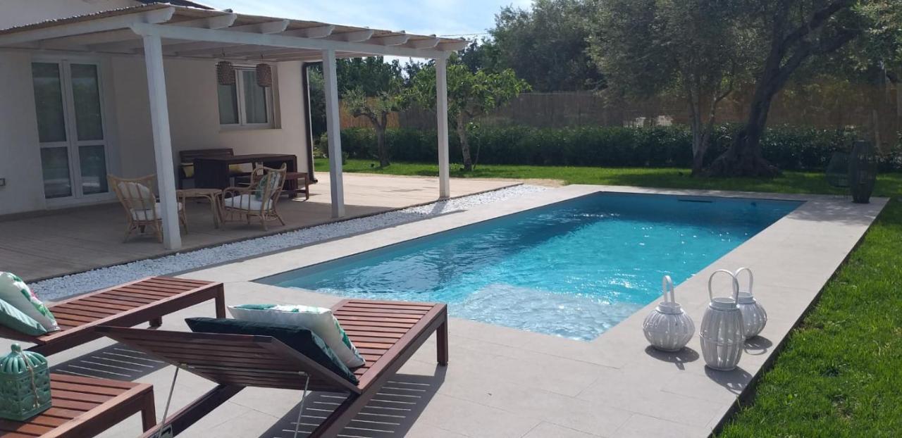 Villa Federica Con Piscina/With Pool Санта Мария дел Фокало Екстериор снимка